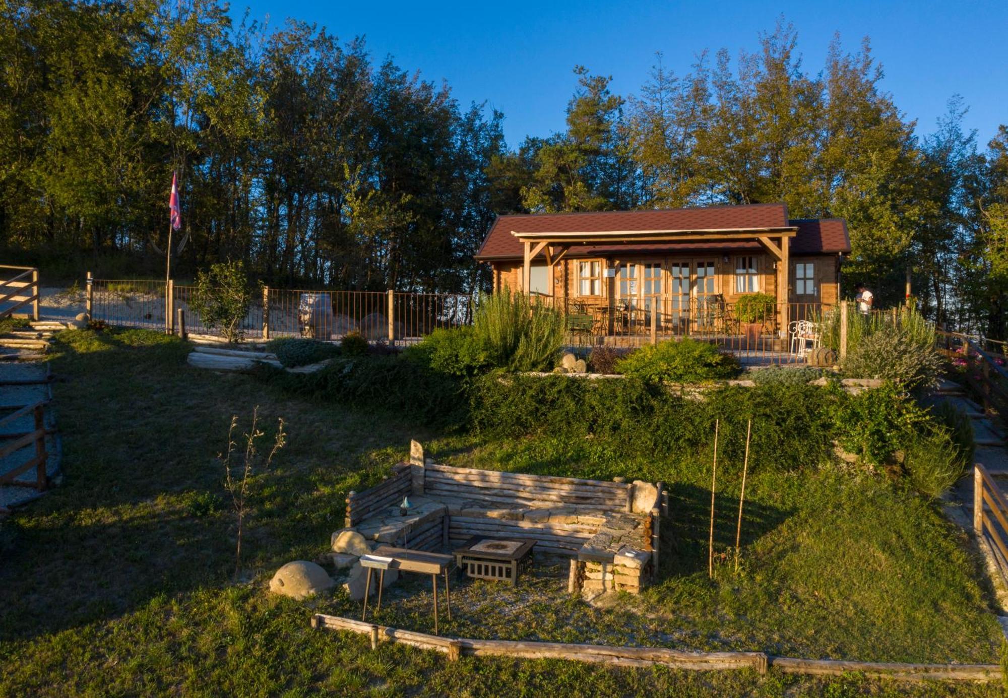 Hotel Pian Del Mund à Borgomale Extérieur photo